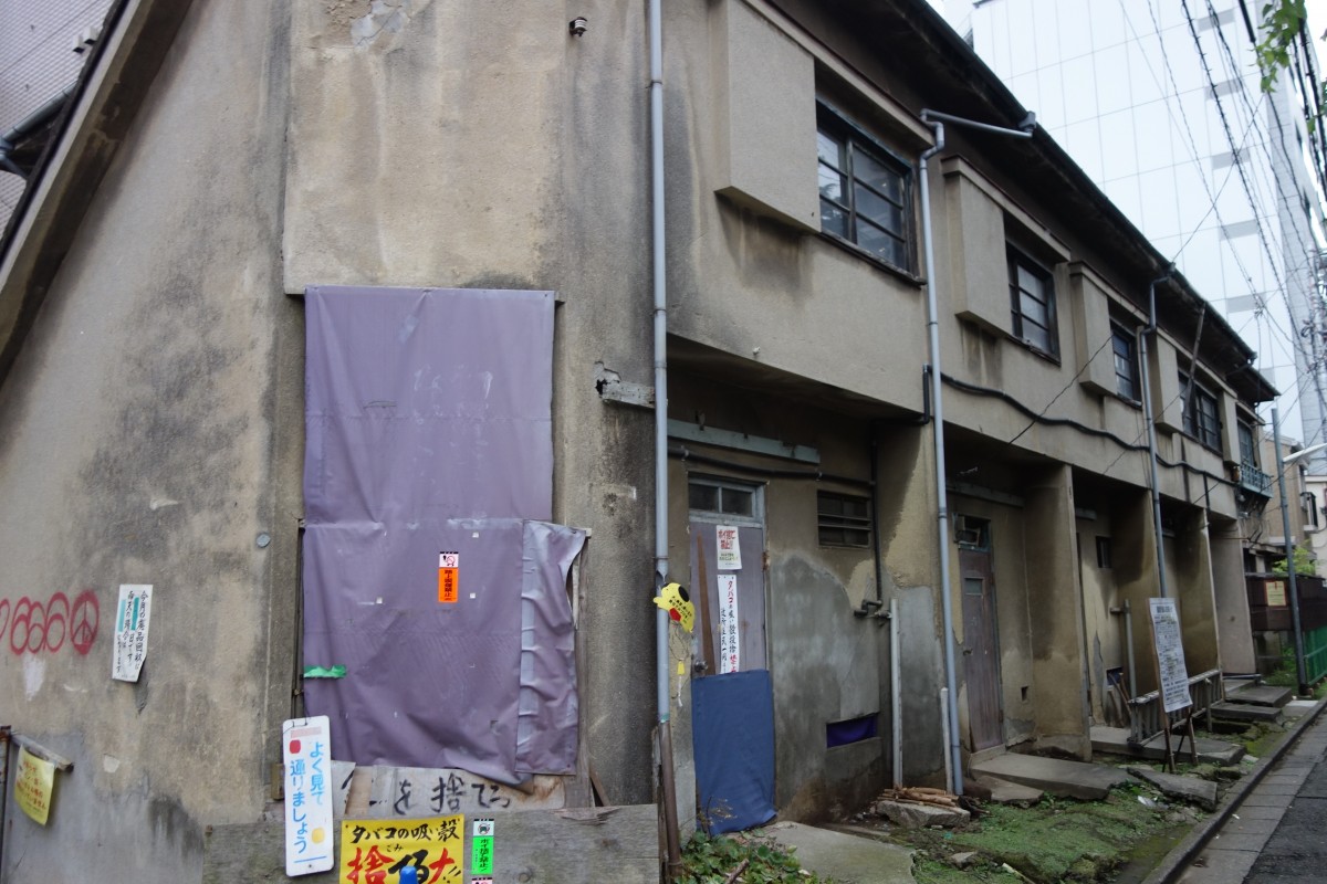 西新宿駅近くのときわ荘 建設完了予定日 を過ぎても解体されず 新宿ニュースblog